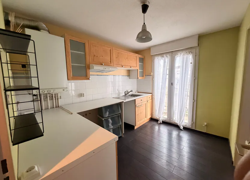 Appartement Avenue Falabregues à Miramas