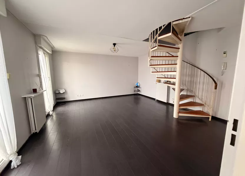 Appartement Avenue Falabregues à Miramas