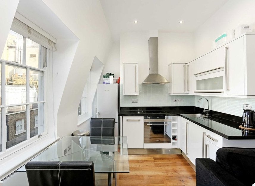 Flat St. James's Place in City of Westminster