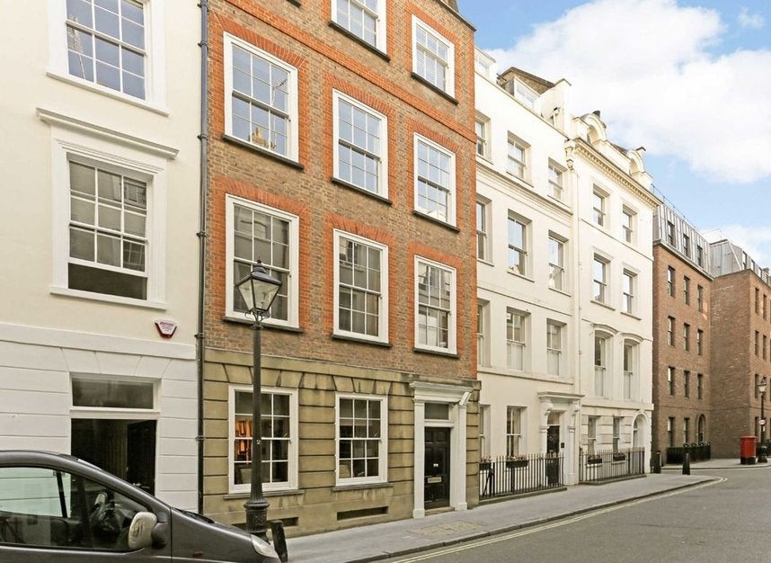 Flat St. James's Place in City of Westminster