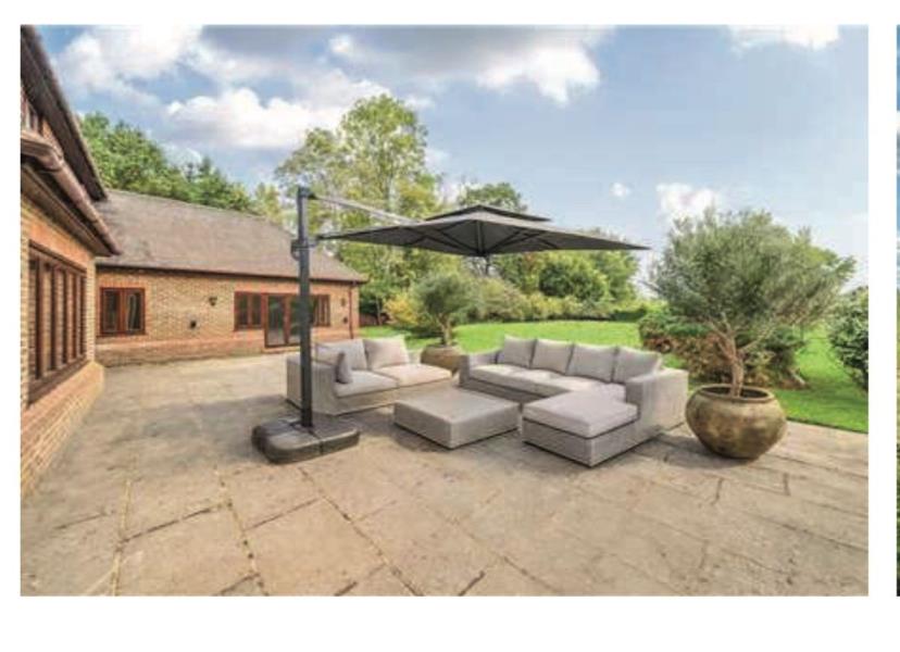 House Woodhill in Guildford