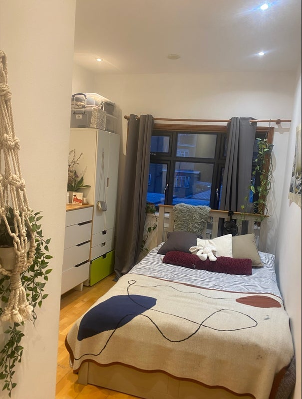Room Venables Street in City of Westminster