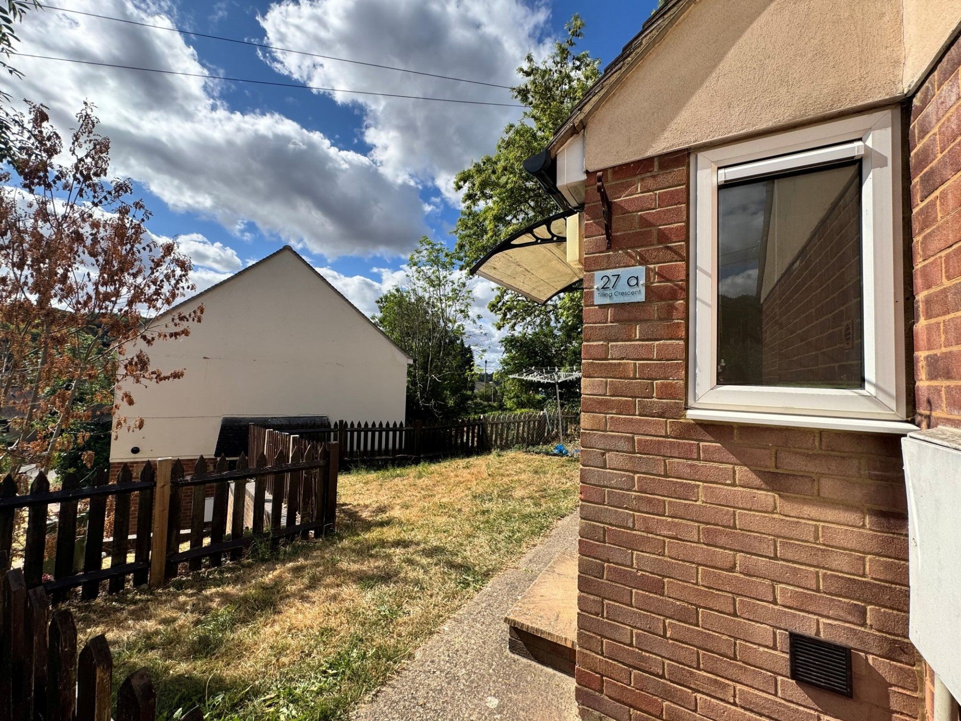 Flat Tilling Crescent in Tylers Green
