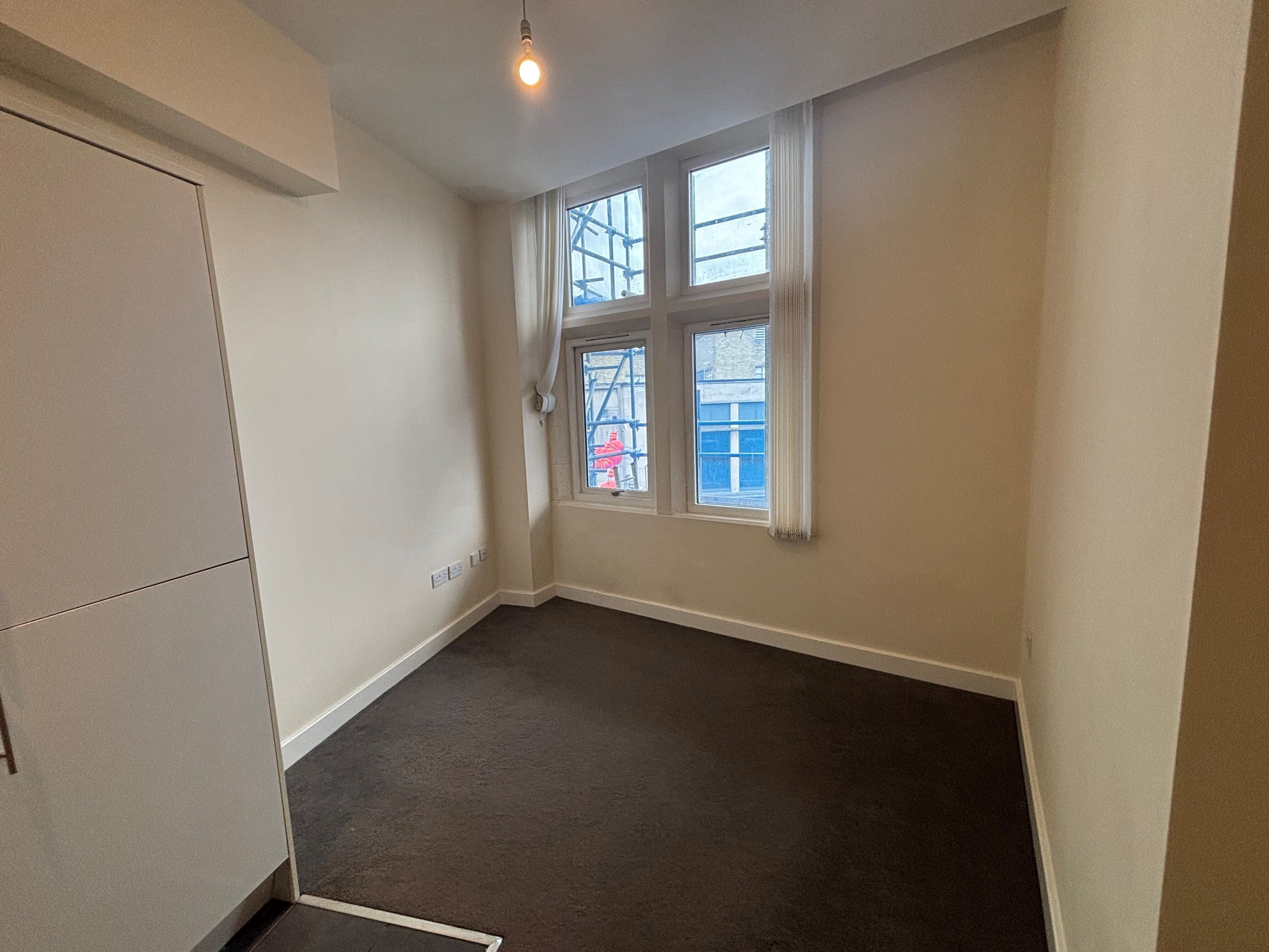Flat Market Place Approach in Leicester