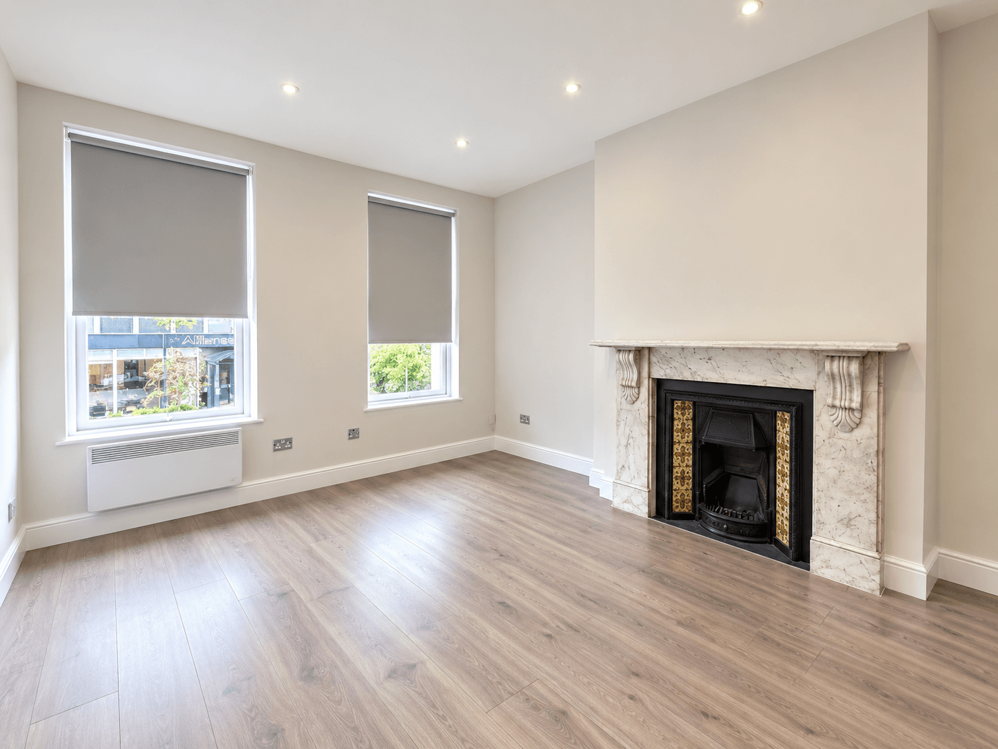 Flat London Road in Greater London