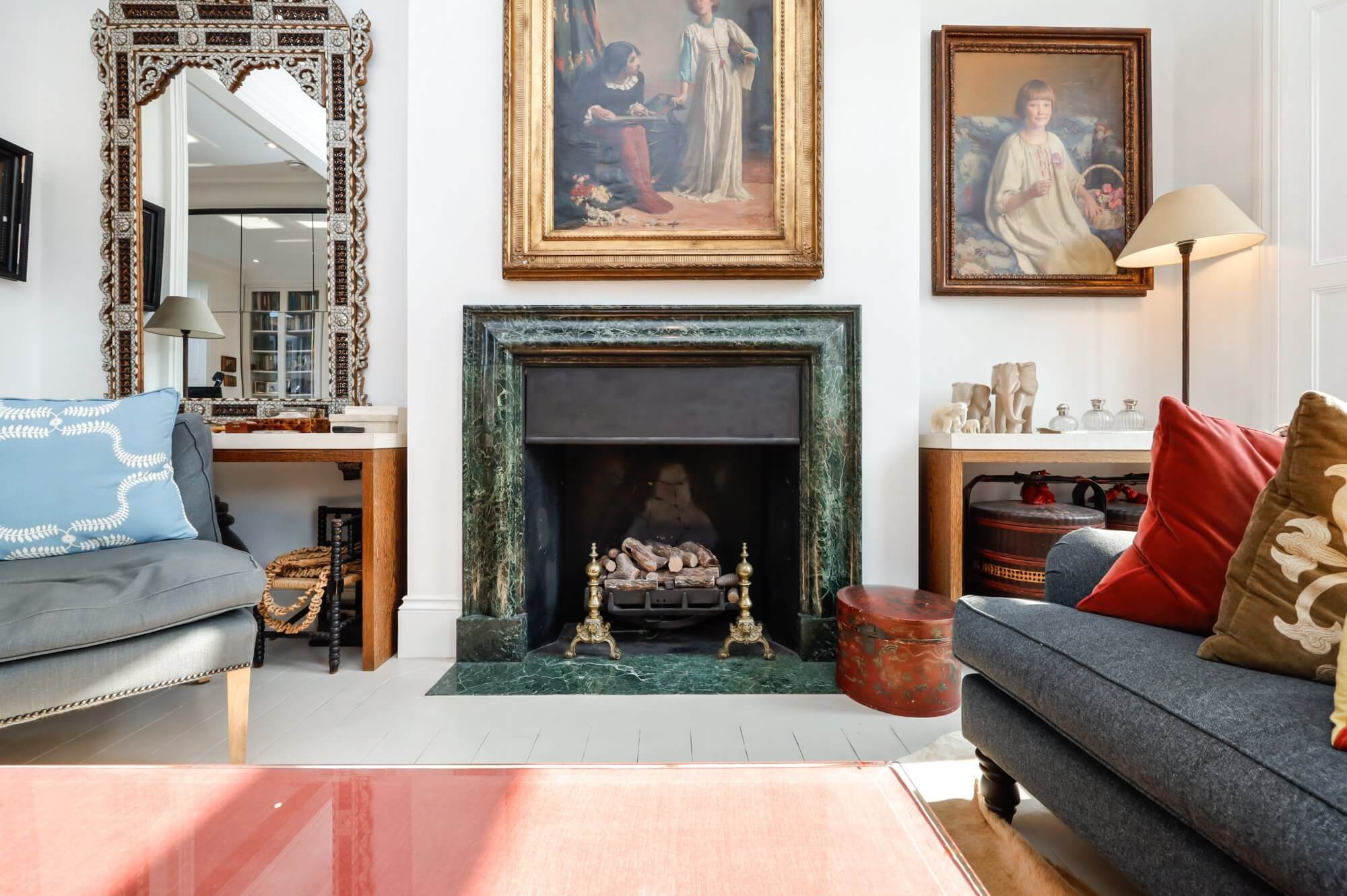 House Ledbury Road in City of Westminster