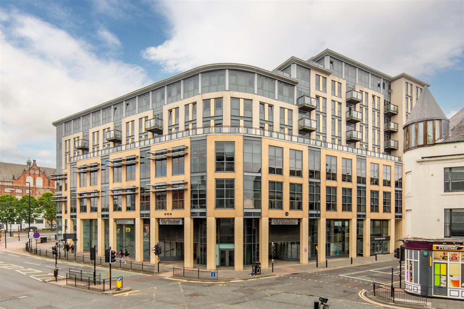 Flat Waterloo Square in Newcastle upon Tyne