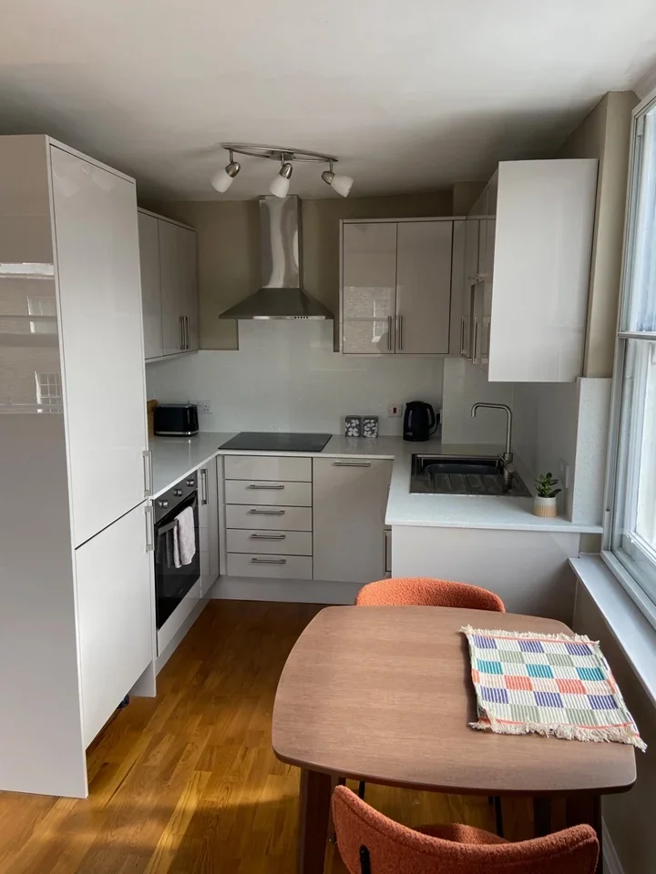 Flat Calthorpe Street in Greater London