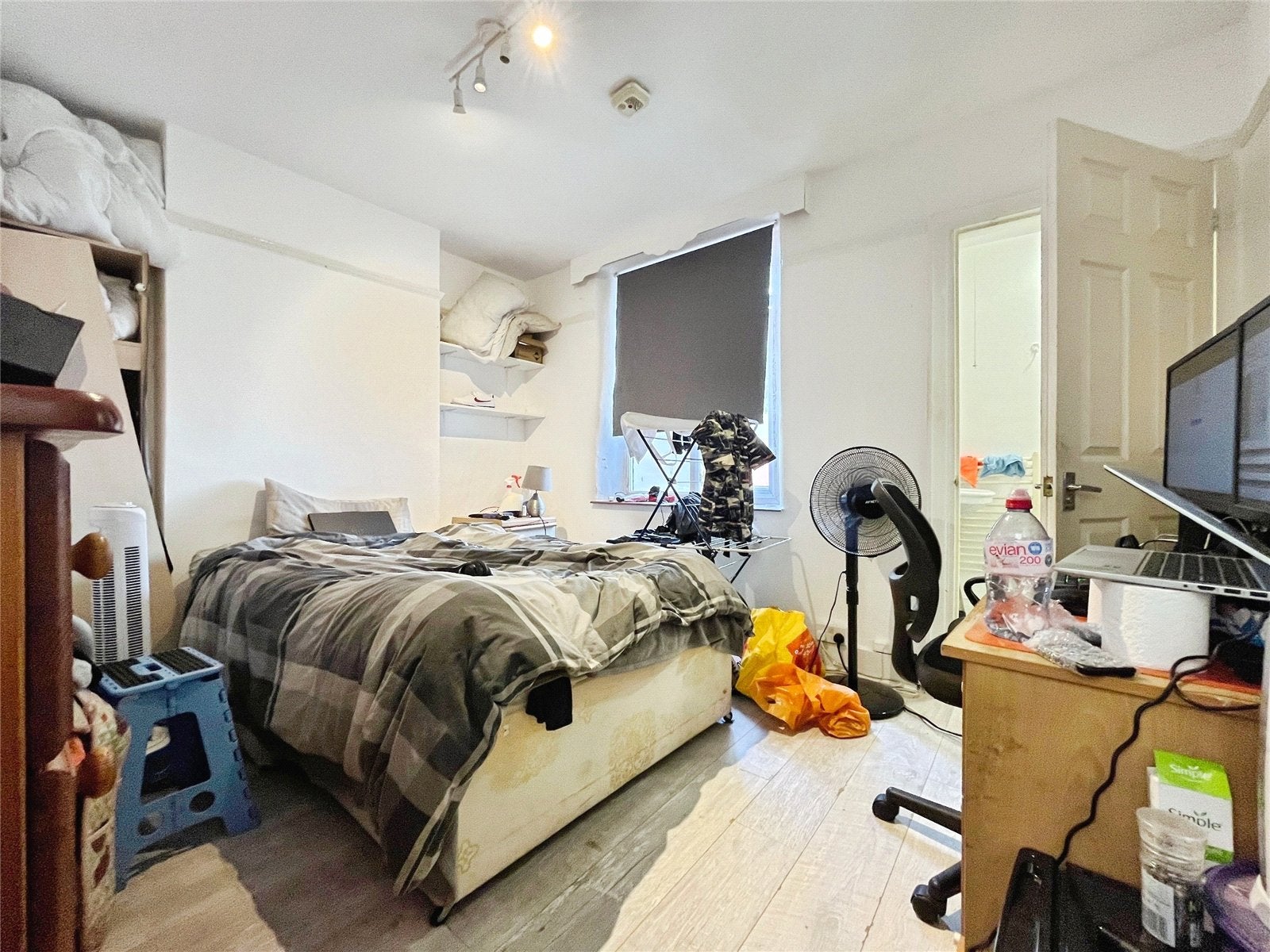 Room South Road in Borough of Runnymede