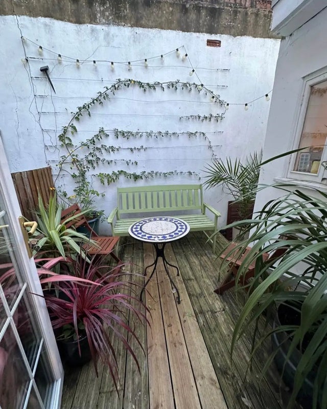 Room Coborn Road in Greater London