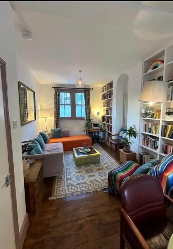 Room Coborn Road in Greater London