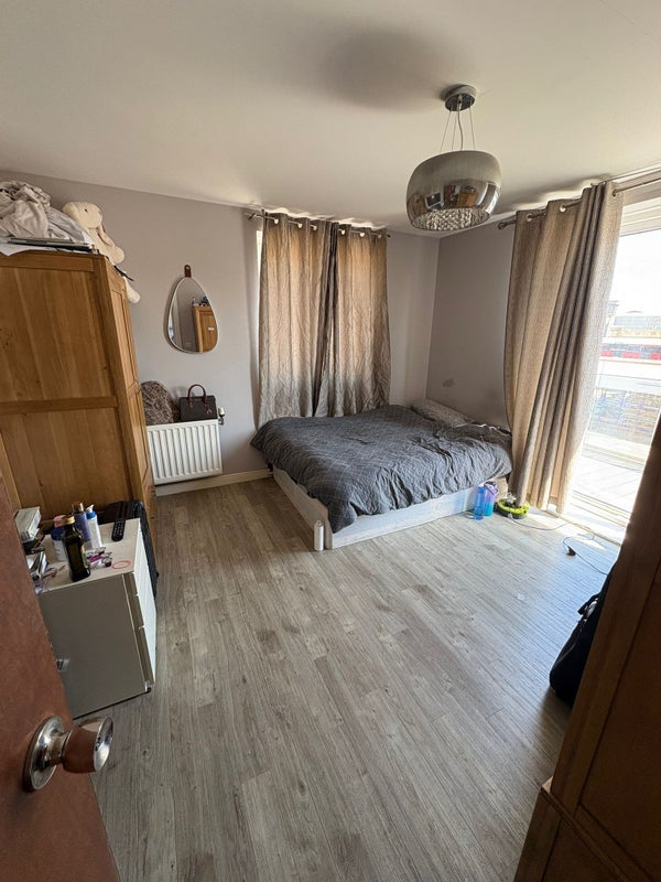 Room New Street in Chelmsford