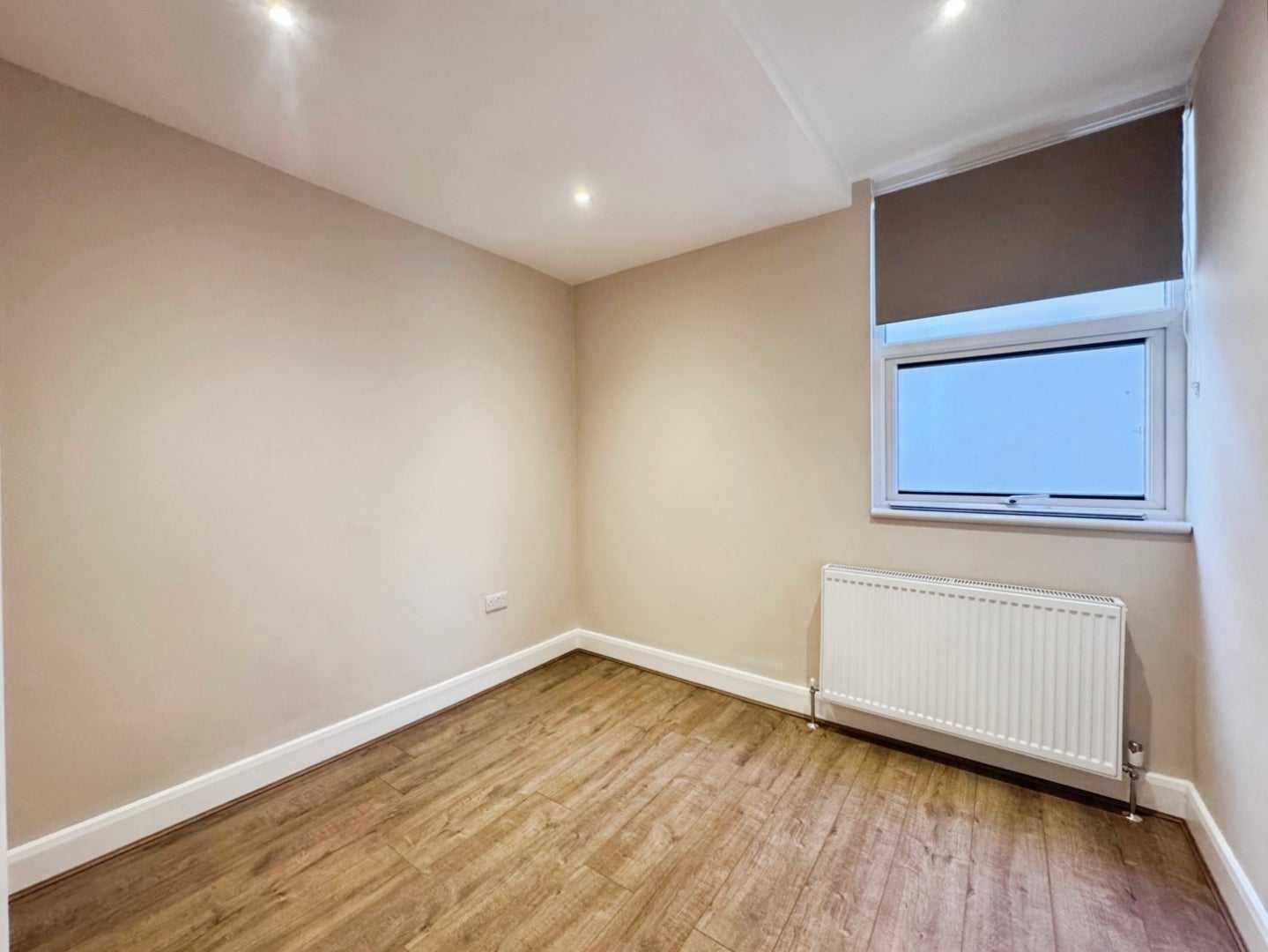 Flat Preston Road in Southend-on-Sea