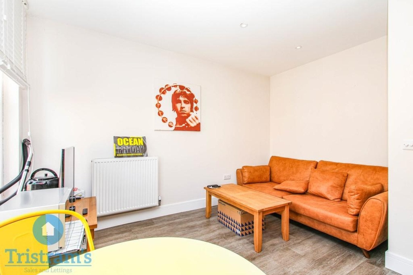 Room Derby Road in Nottingham