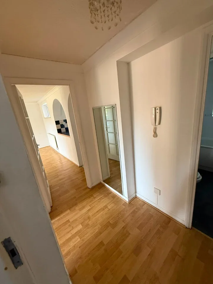 Flat Lincoln Road in Greater London