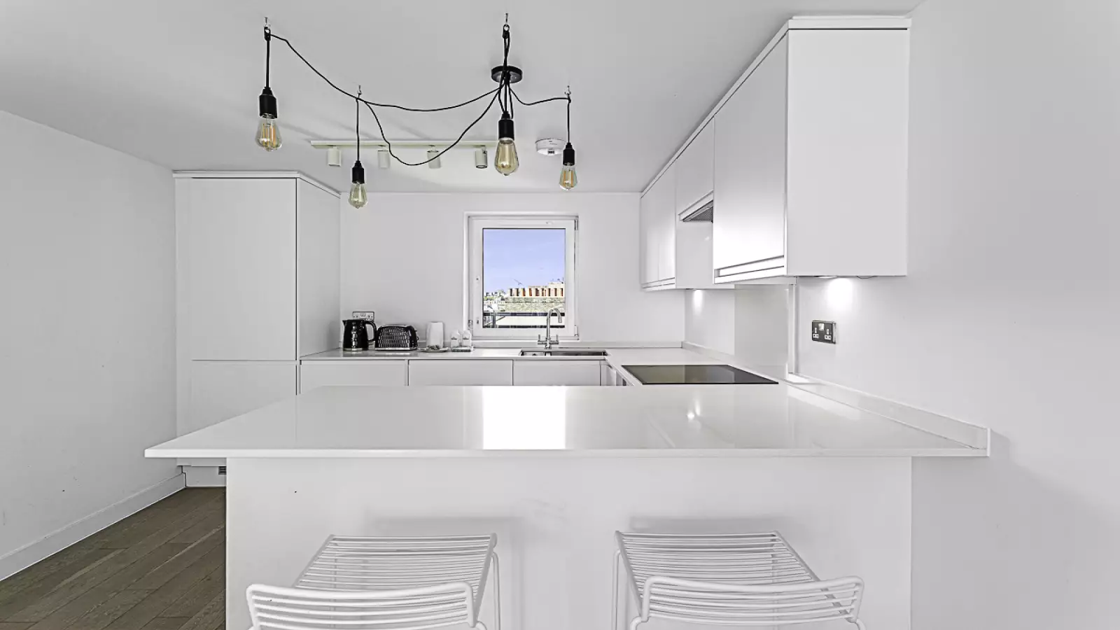 Flat Eaton Terrace in City of Westminster