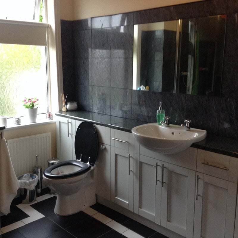 Room Abbey Road in Sandwell