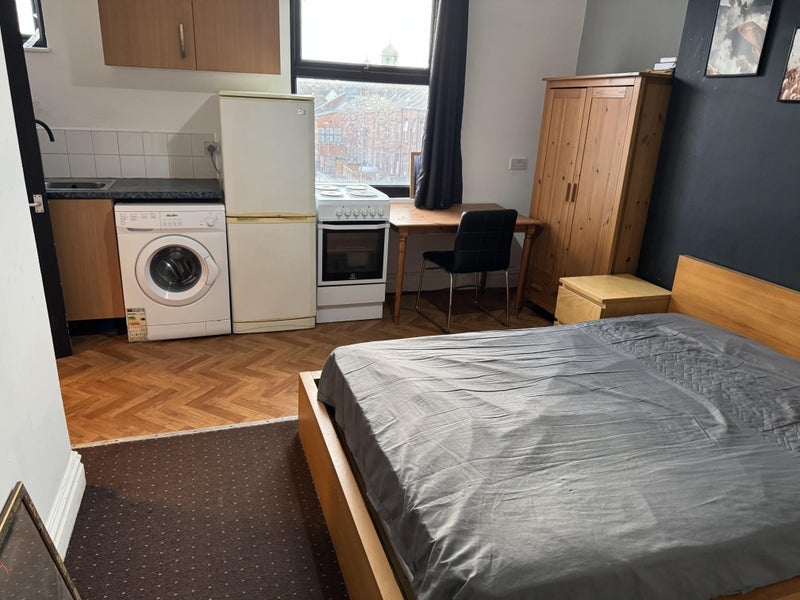 Flat Baldovan Mount in Leeds