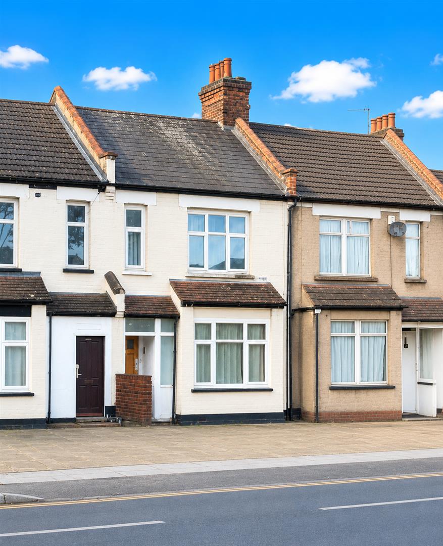 House Willoughby Lane in Greater London