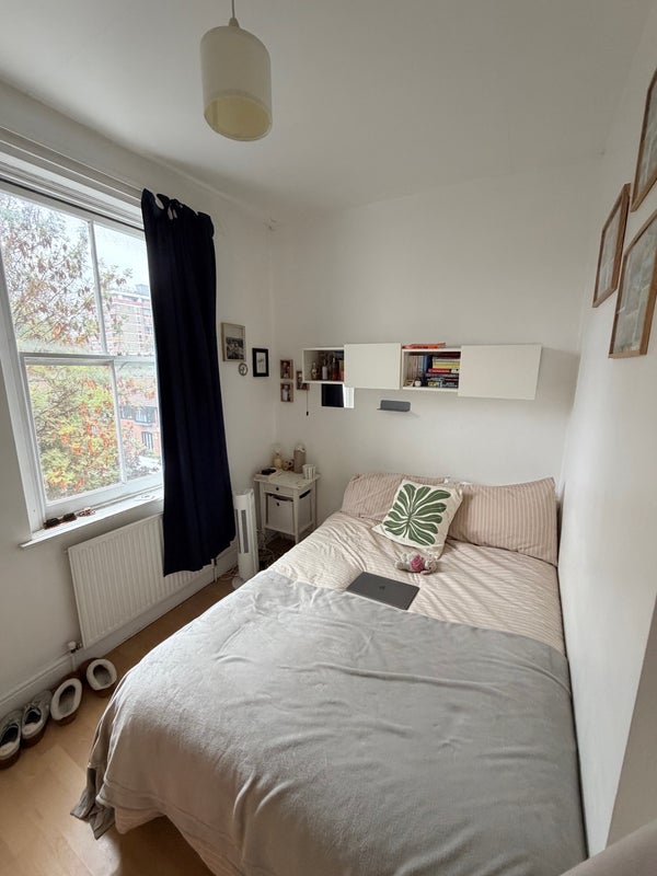 Room Caledonian Road in Greater London