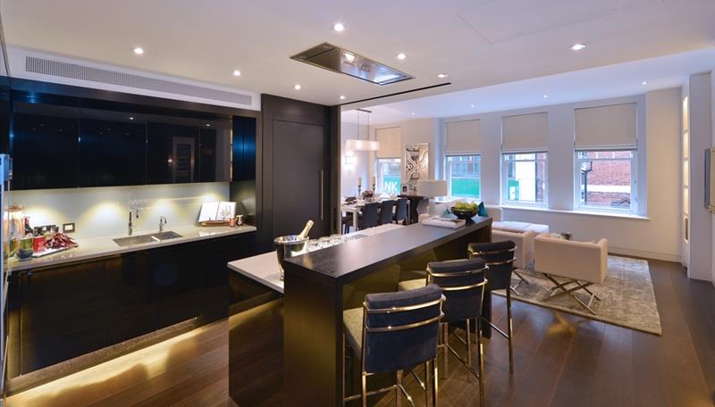 Flat Duke Street in City of Westminster