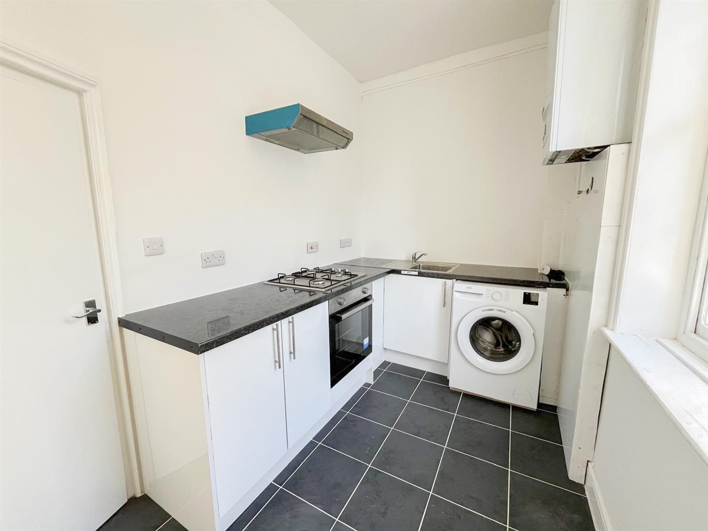 Flat Wellington Square in St Leonards