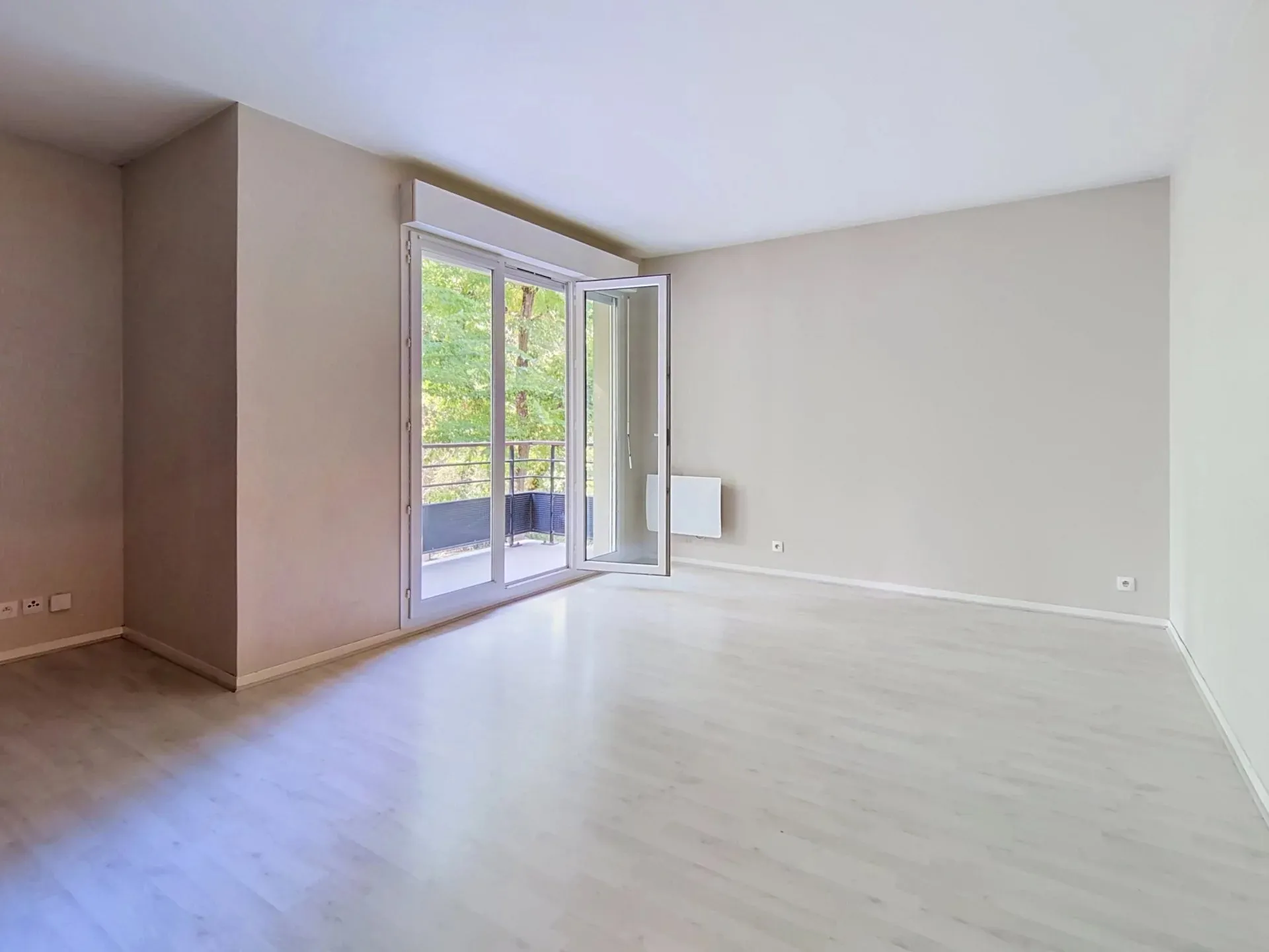 Flat Rue de Combs-la-Ville in Combs-la-Ville