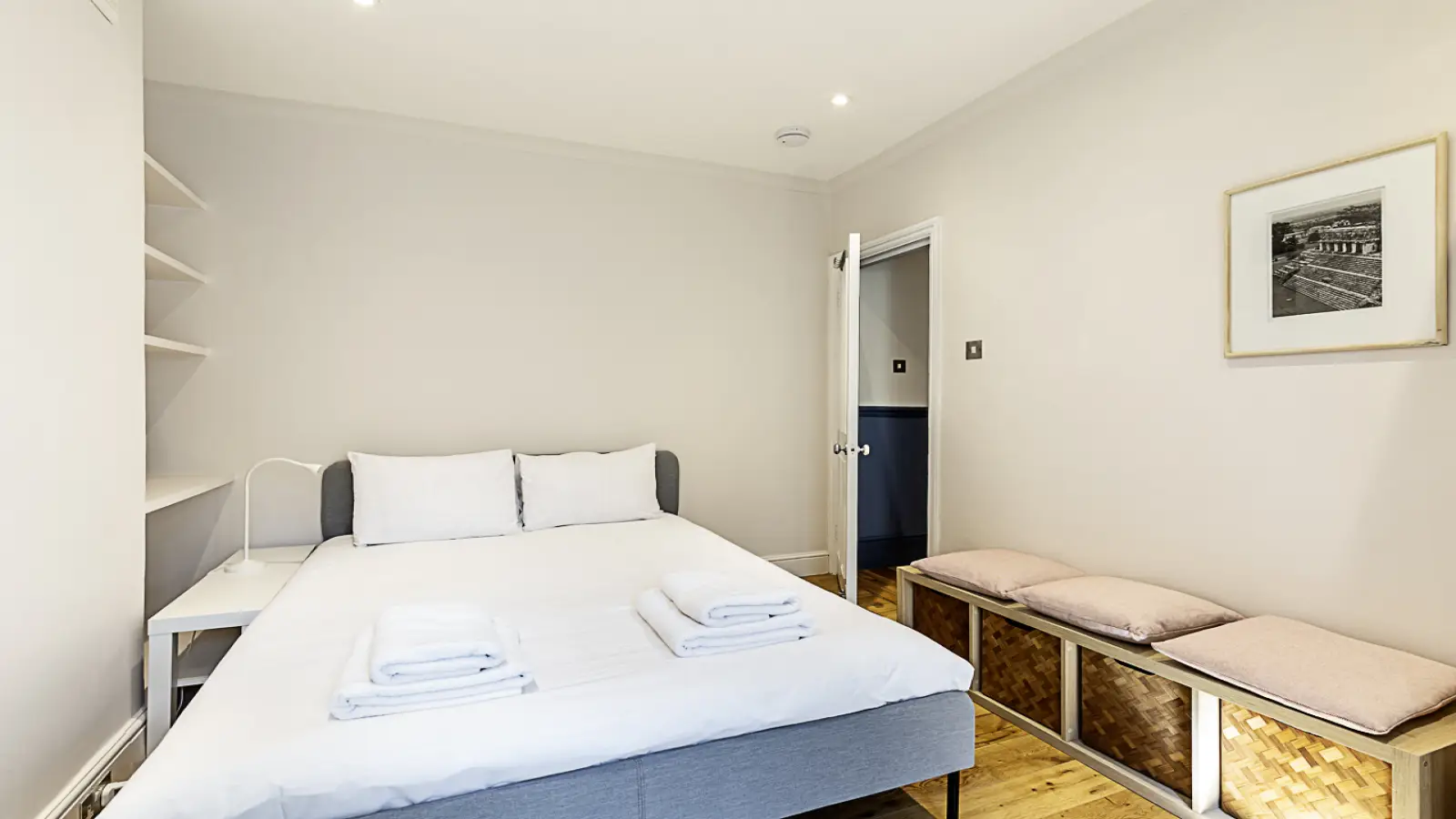 Flat Wharton Street in Greater London