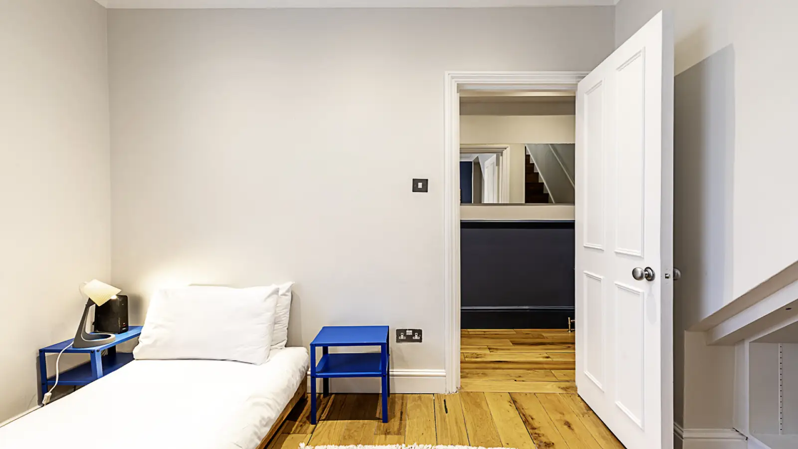 Flat Wharton Street in Greater London