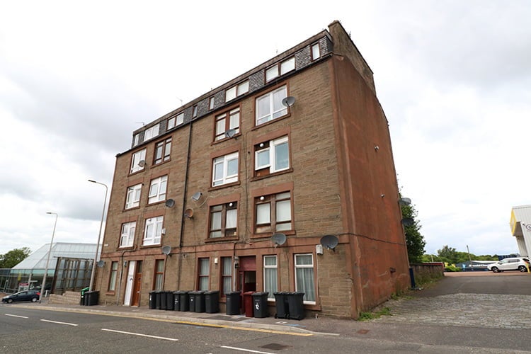 Flat Alpin Road in Dundee