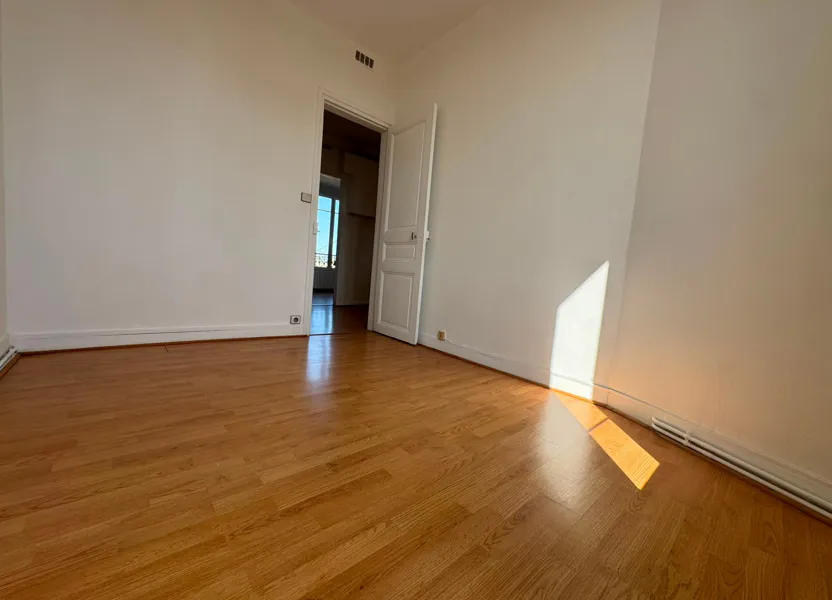 Flat Rue André Tessier in Fontenay-sous-Bois