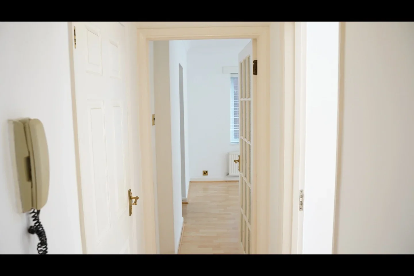 Flat Kingston Road in Greater London
