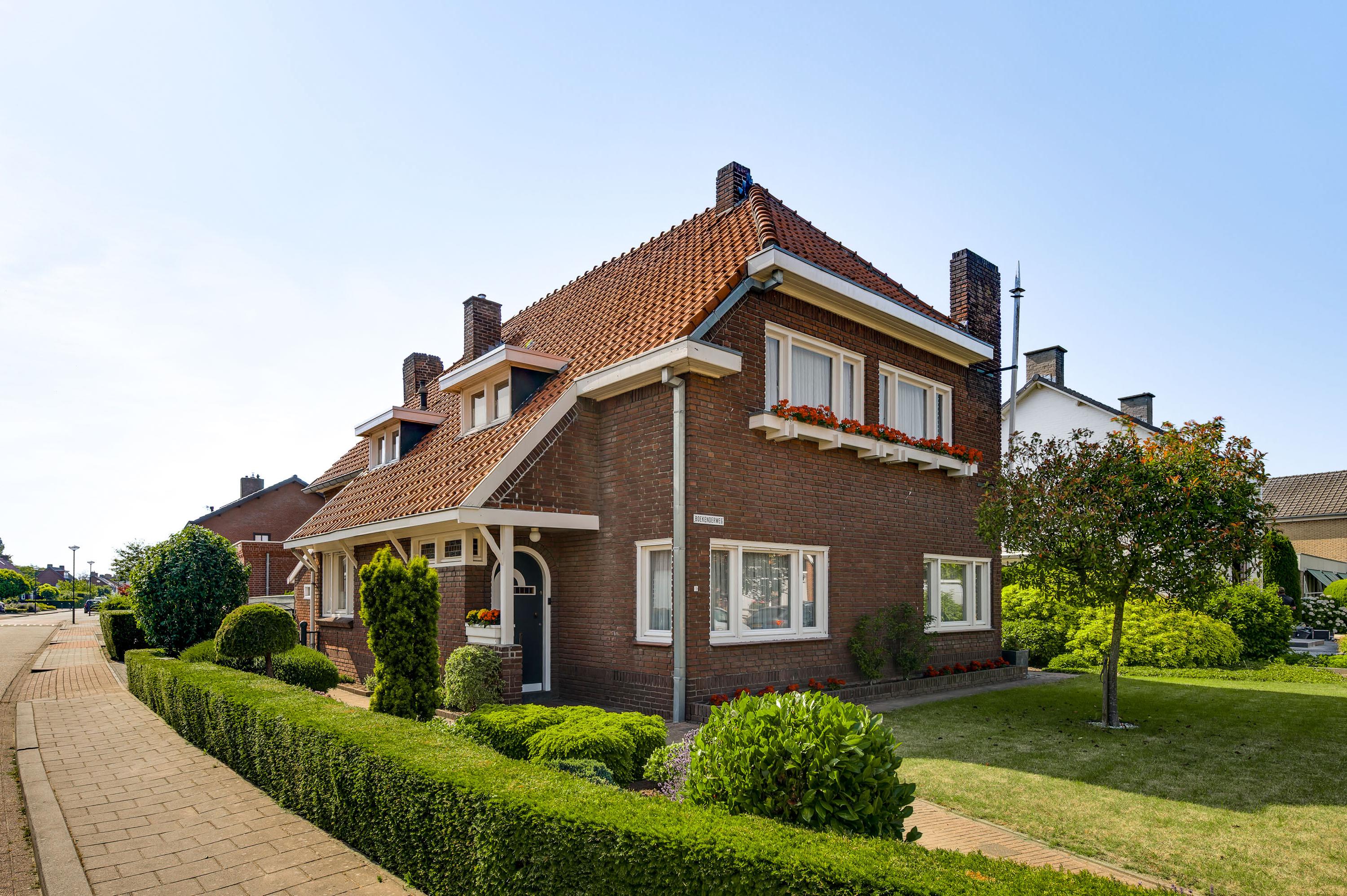 Huis Boekenderweg 1 in Thorn
