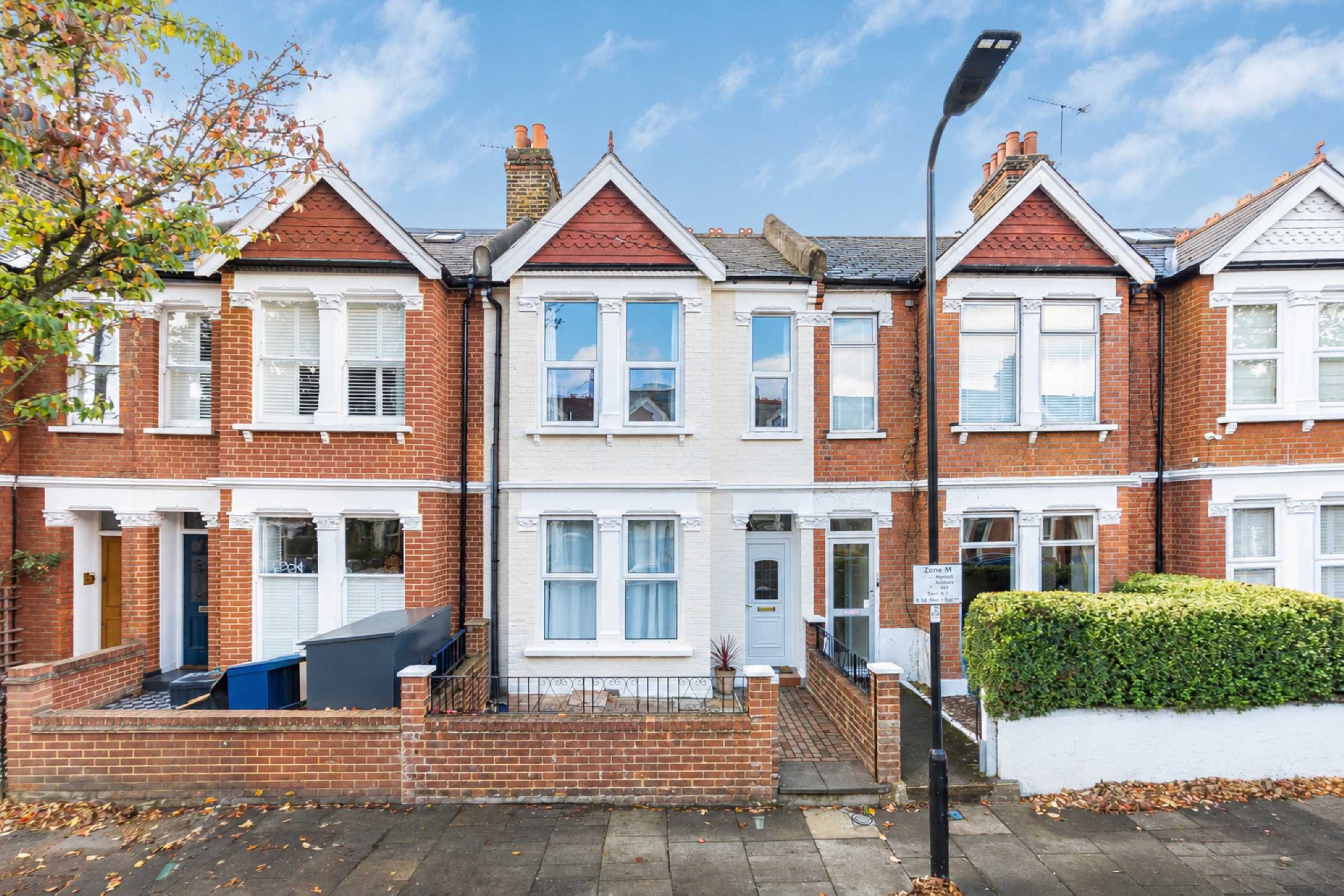 House Ivy Crescent in Greater London