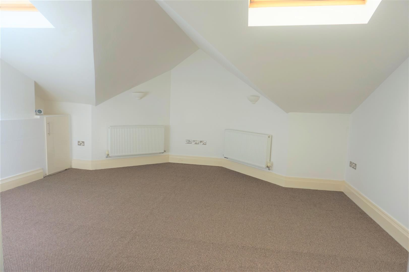 Flat Beresford Road in Oxton