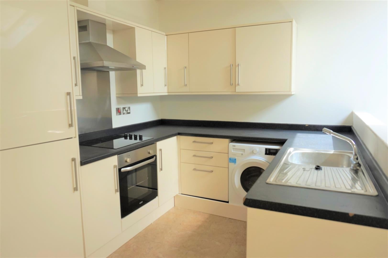 Flat Beresford Road in Oxton