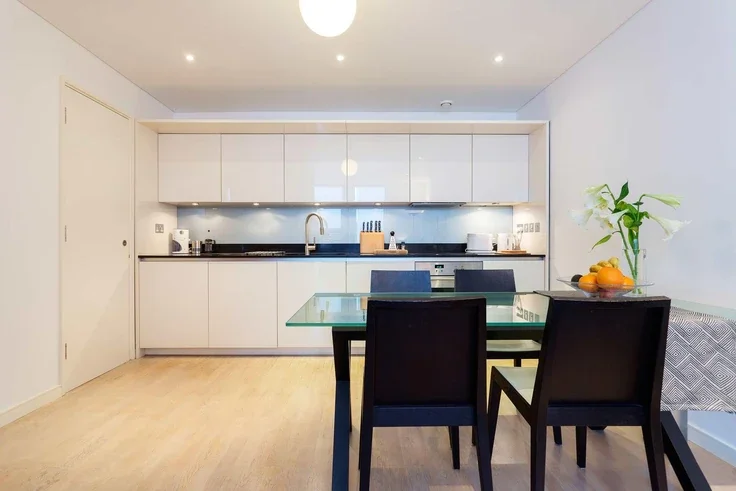 Flat Hermitage Street in City of Westminster