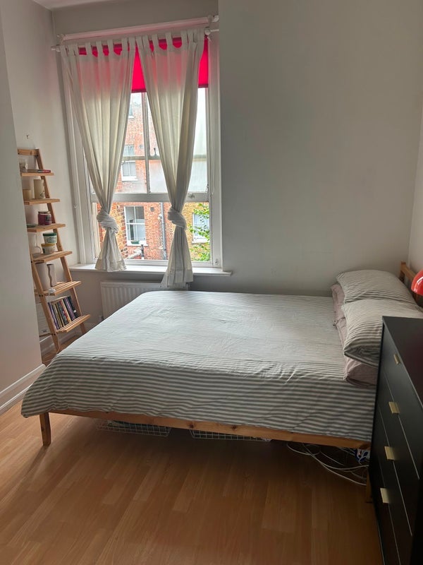Room Birnam Road in Greater London