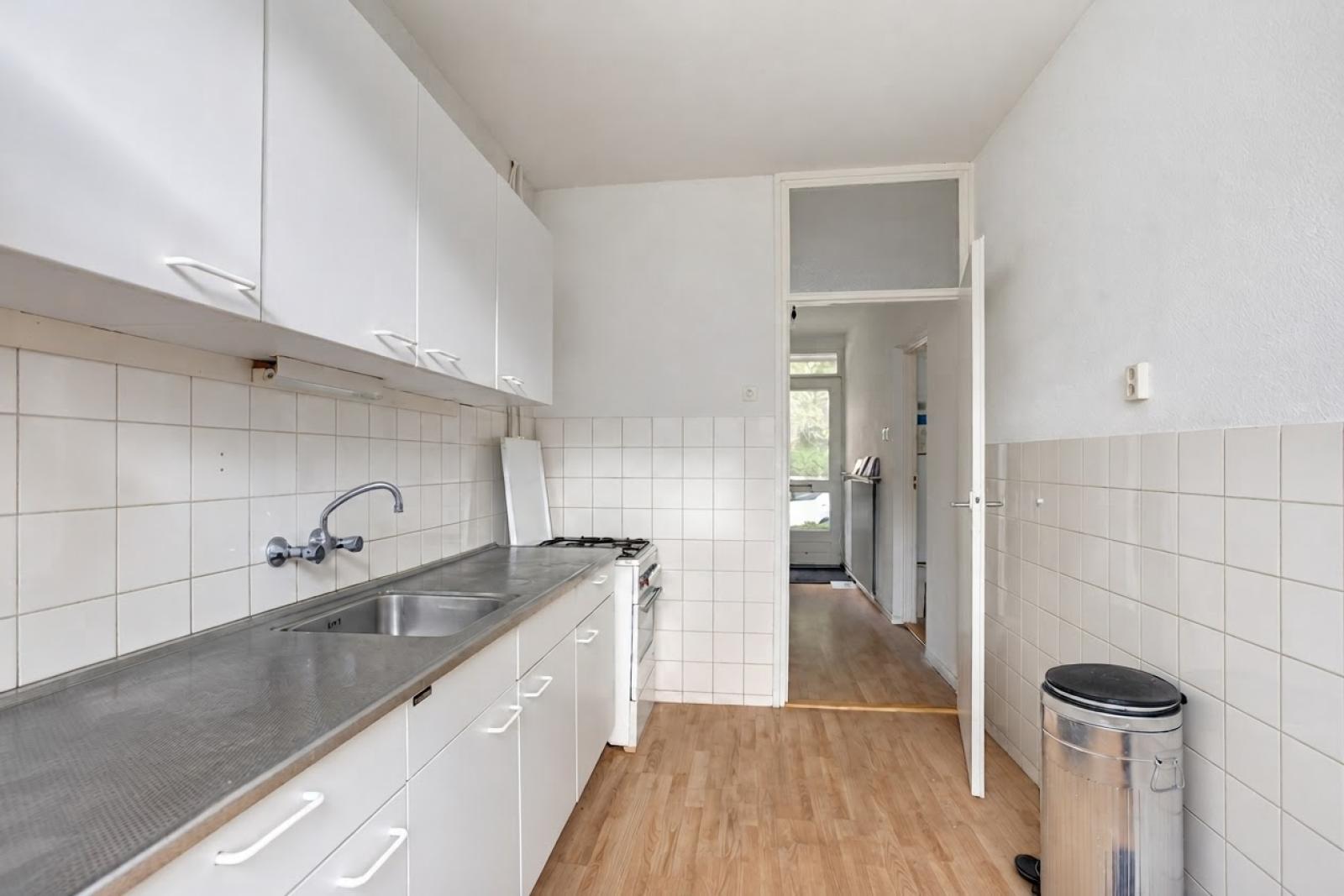 Tussenwoning te koop: Aquamarijnstraat 14, Groningen