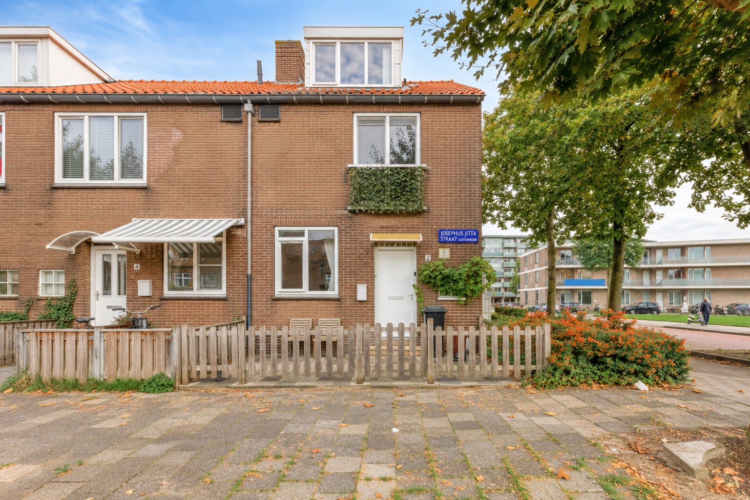 Huis Josephus Jittastraat 2 in Amsterdam