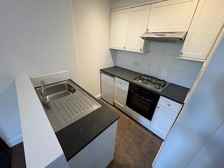 Flat Thornwood Avenue in Glasgow