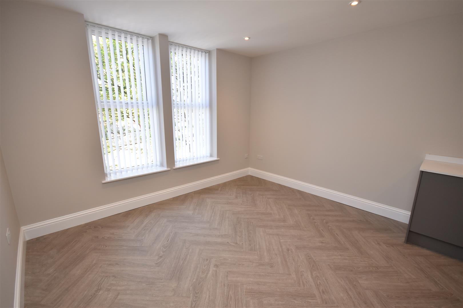 Flat James Street in Oxton Village