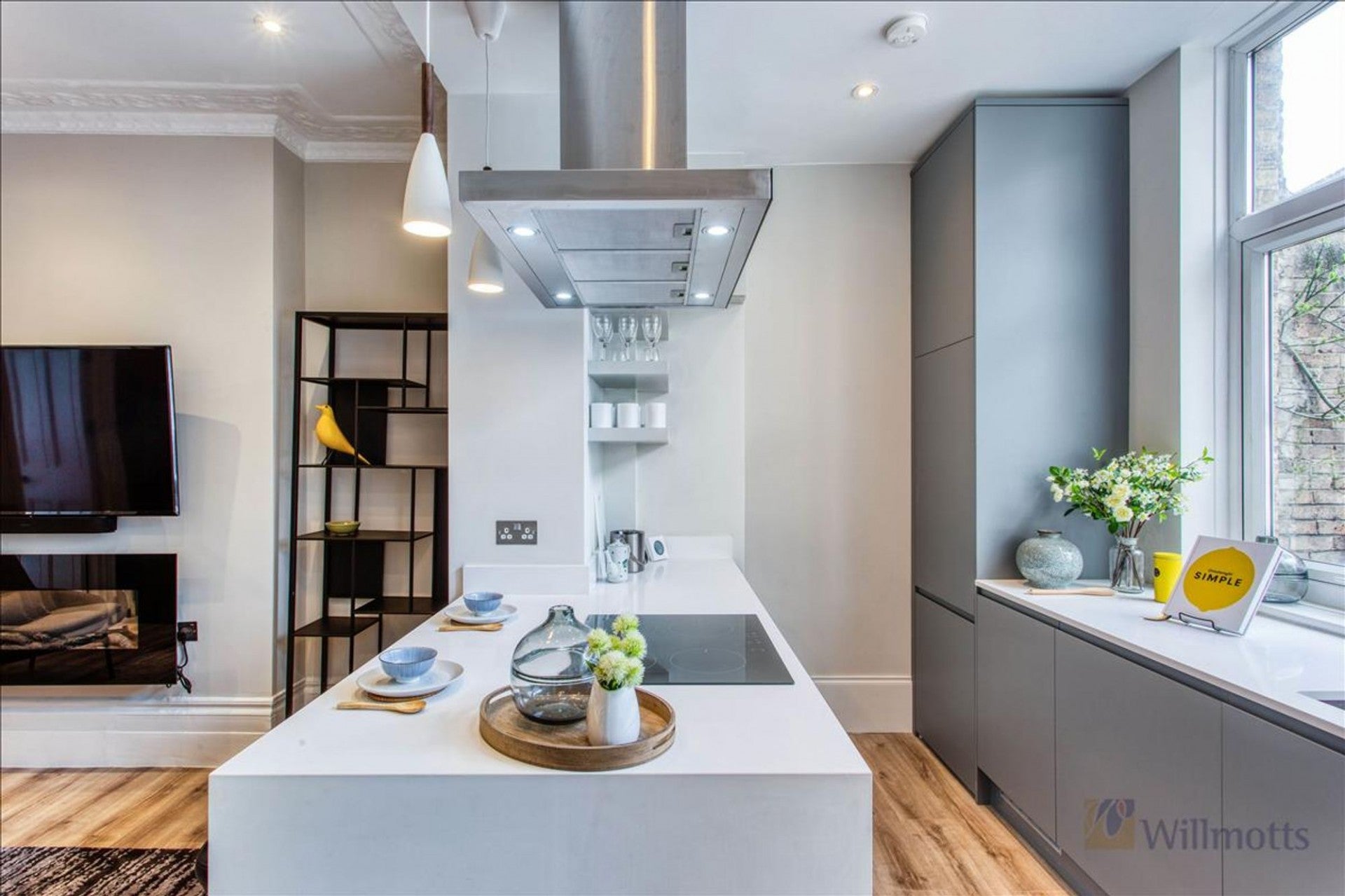 Flat Sydney Street in Greater London