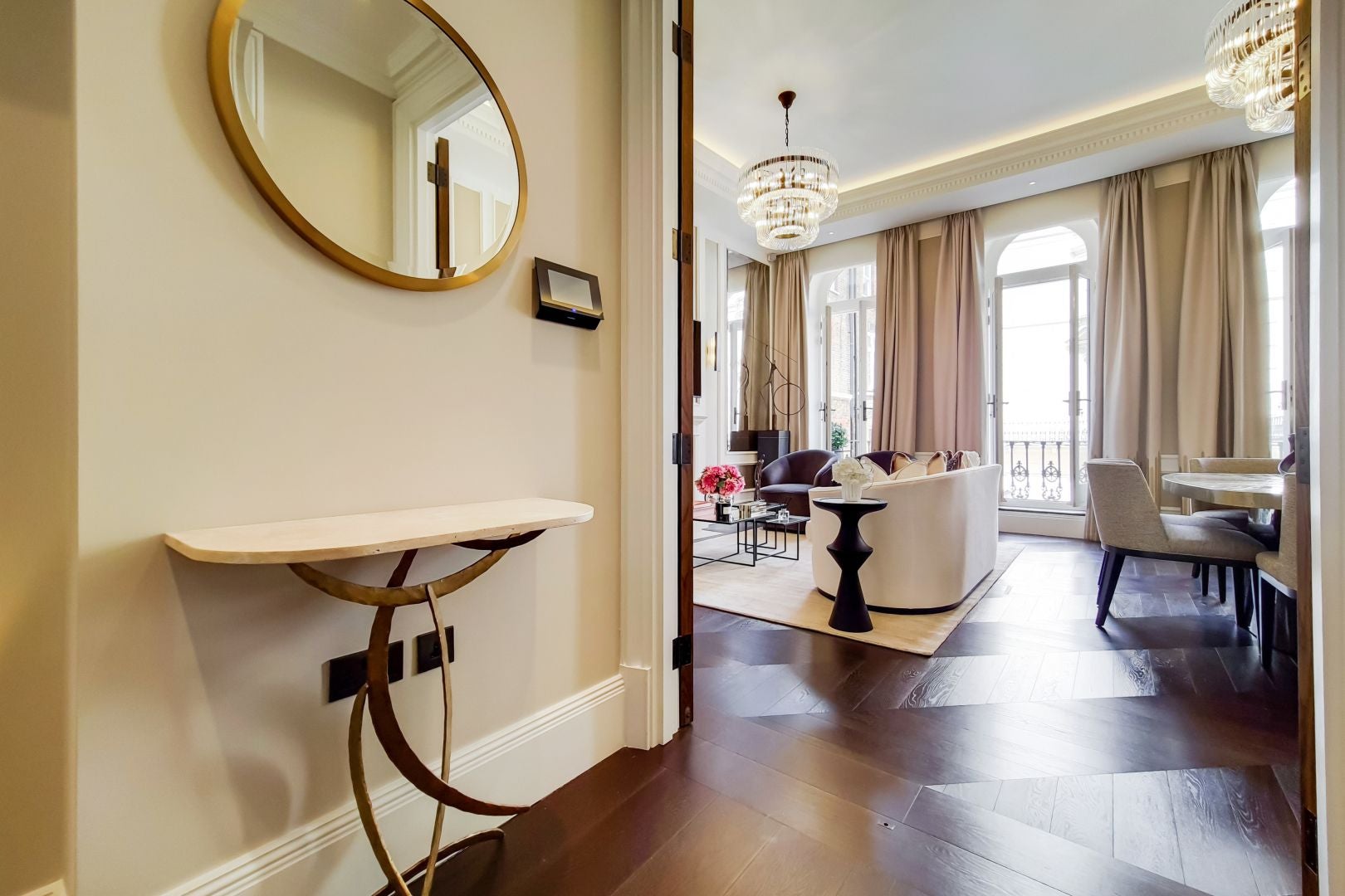 Flat Prince of Wales Terrace in Greater London