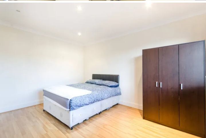 Flat St Barnabas Road in Greater London