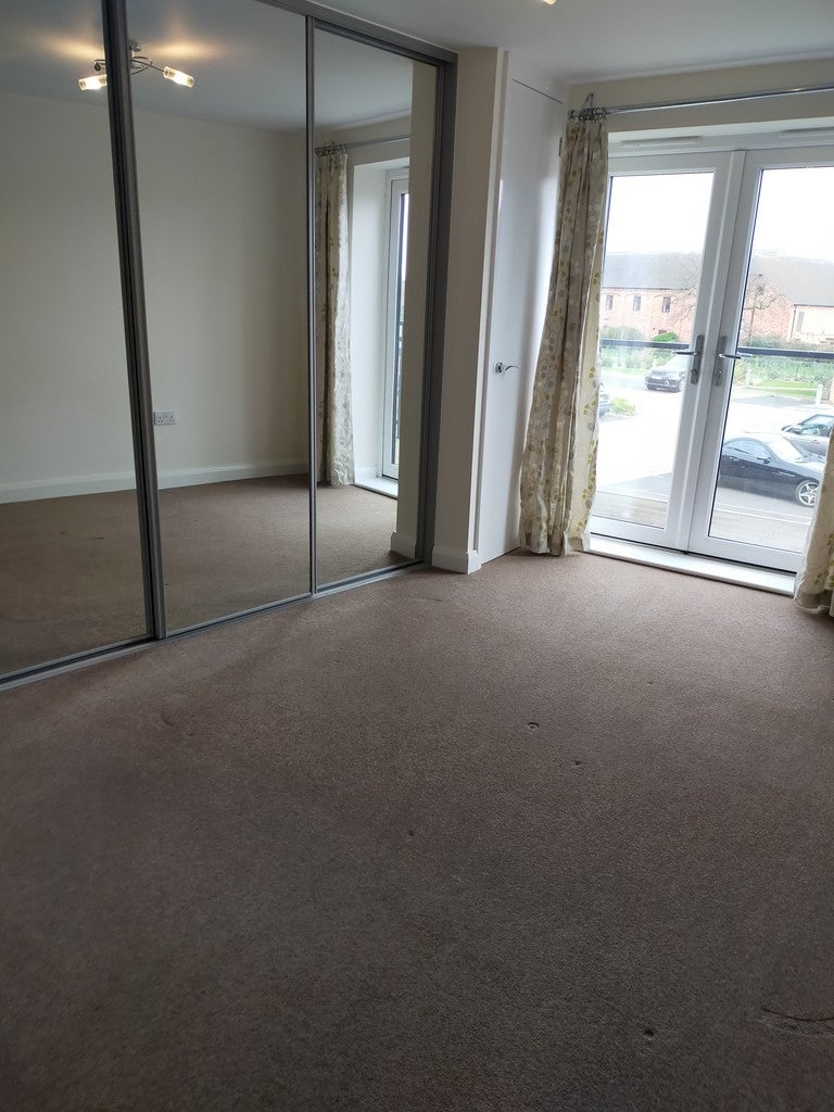 Flat Lichfield Road in East Staffordshire