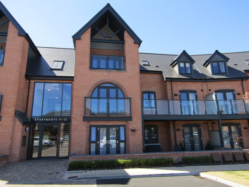Flat Lichfield Road in East Staffordshire
