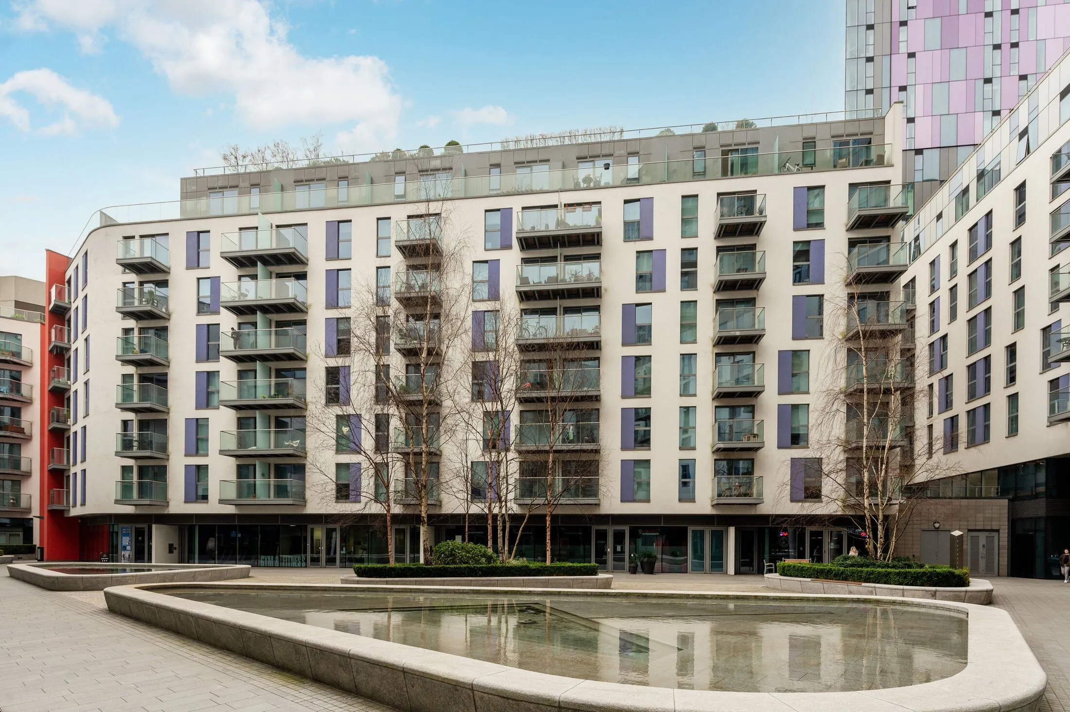 Flat Saffron Square in Greater London
