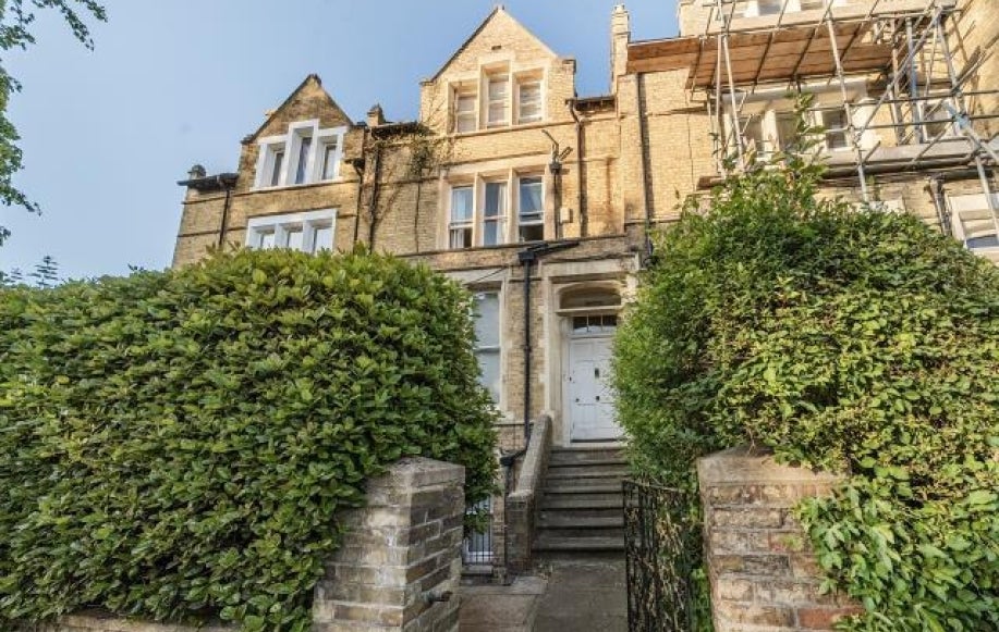 Flat Iffley Road in Oxford