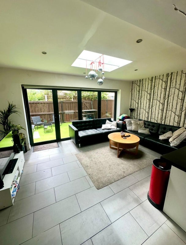 Room Tindal Street in Greater London